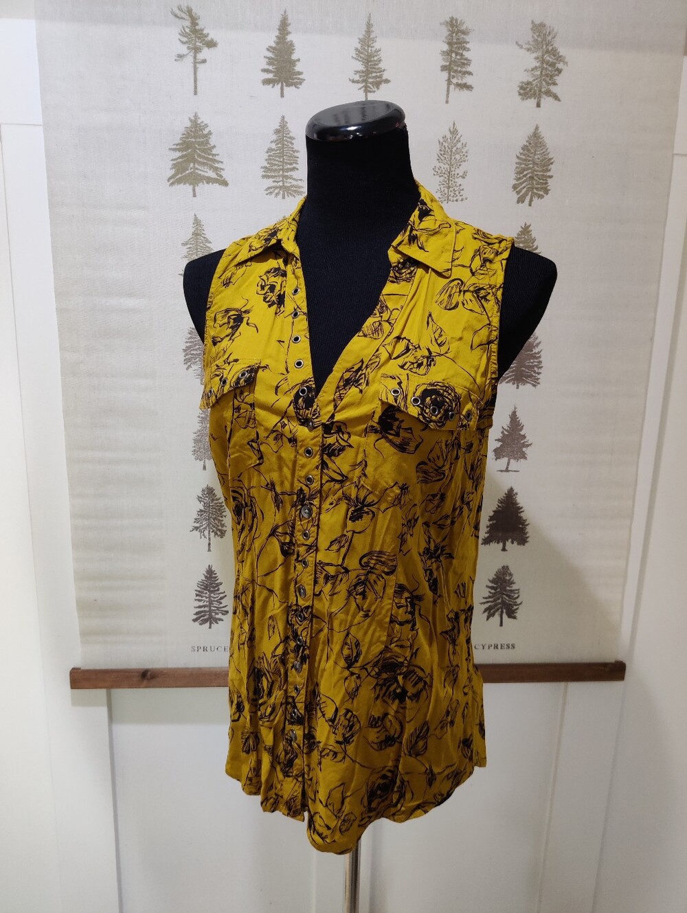 Rock & Republic Mustard Yellow Floral Sleeveless Button Front Tunic Shirt Top S